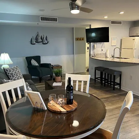 2 Bed 2 Bath Beach Front Condo With Fantastic Amenities At Myrtle Beach Resort